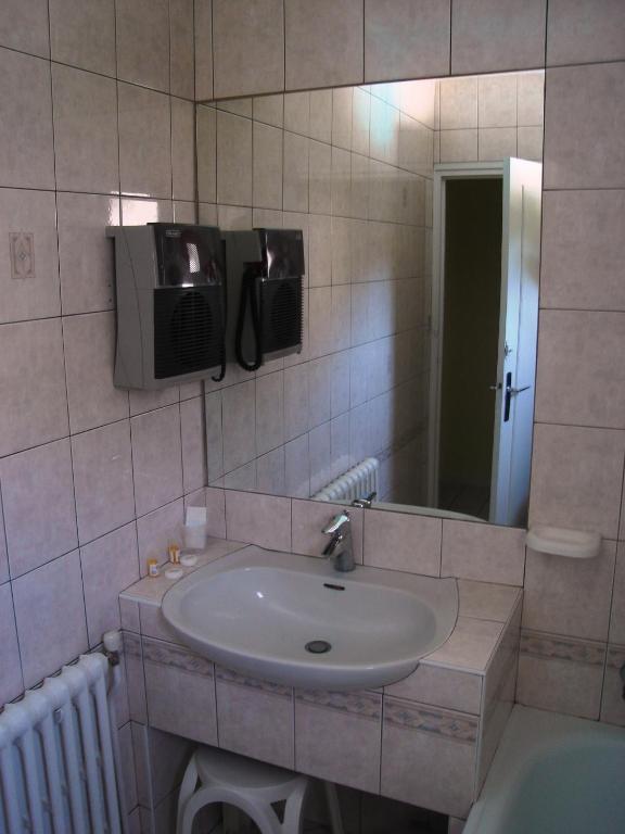 Hotel Beausejour Chaudes-Aigues Exterior foto